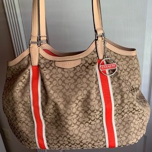 Coach Signature Devin Shoulder Bag